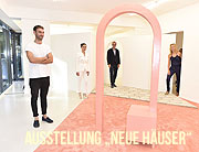Eröffnung der Ausstellung „Neue Häuser“ von Jonas von Ostrowski in der artgallery.munich in München am 26. Juni 2018. VIPs aus Kunst, Adel und Society bewundern „Neue Häuser“ von Künstler Jonas von Ostrowski   G. Nitschke/Brauer Photos